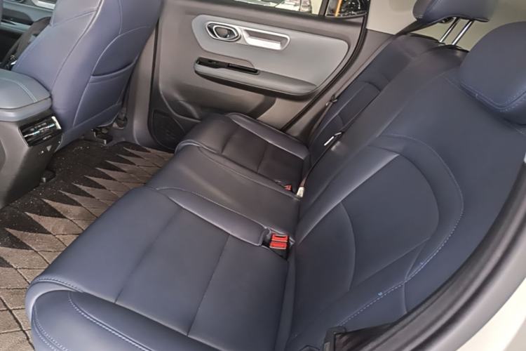 Used AION Y 2023 Plus 510 Enjoy Edition Left Rear Seat