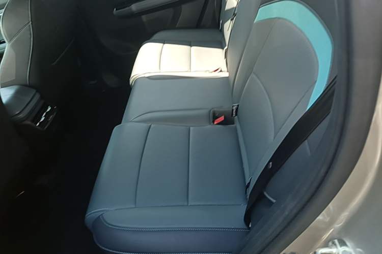 Used AION Y 2023 Plus 510 Smart Edition Left Rear Seat
