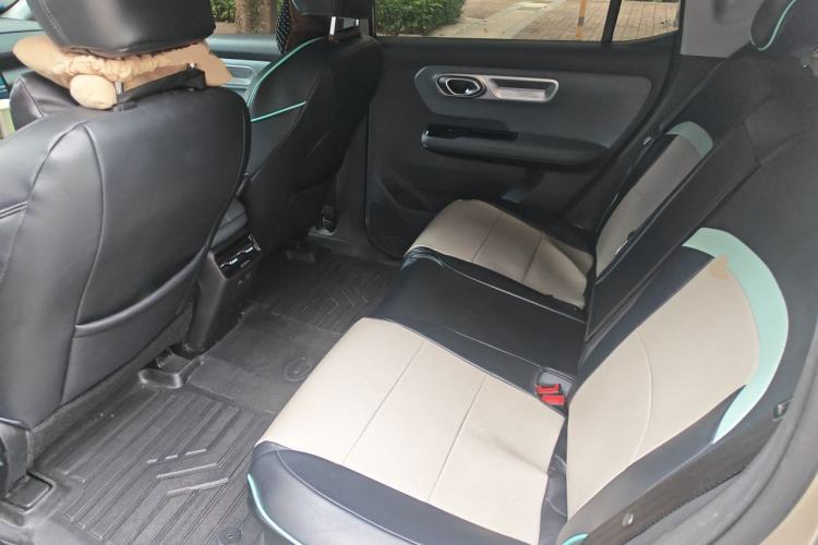 Used AION Y 2023 Plus 510 Enjoy Edition Left Rear Seat