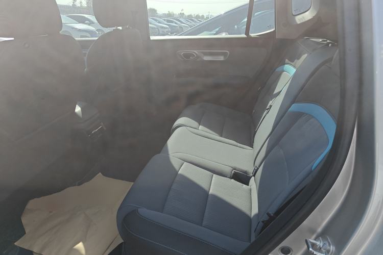 Used AION Y 2023 Younger Left Rear Seat