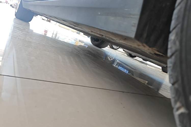 Used AION Y 2023 Plus 610 Enjoy Edition Left Side Sill
