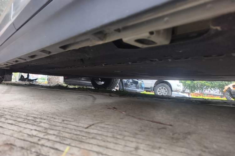 Used AION Y 2023 Younger Star Edition Left Side Sill