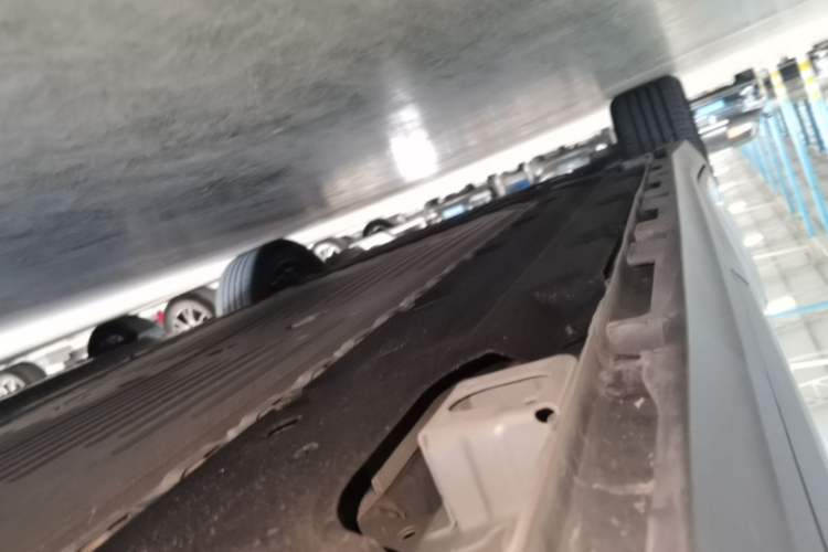 Used AION Y 2023 Younger Left Side Sill