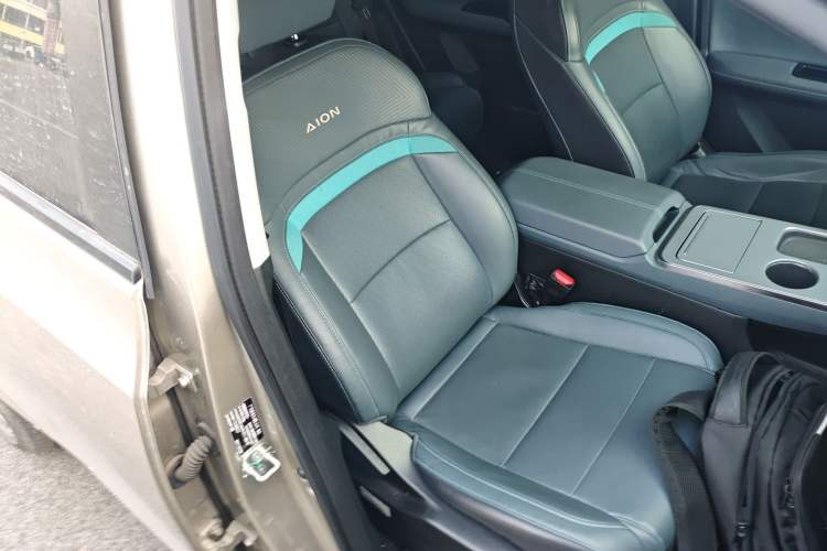 Used AION Y 2023 Plus 510 Smart Edition Right Front Seat