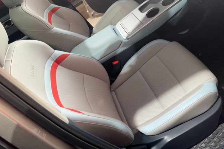 Used AION Y 2023 Plus 610 Smart Edition Ternary Lithium Right Front Seat