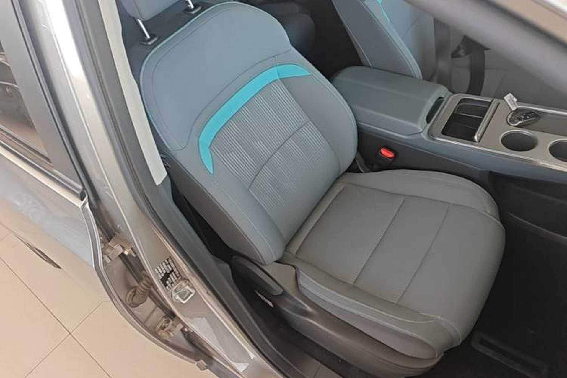 Used AION Y 2023 Plus 610 Enjoy Edition Right Front Seat