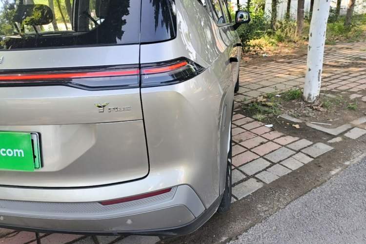 Used AION Y 2023 Plus 510 Smart Edition Right Rear Taillight
