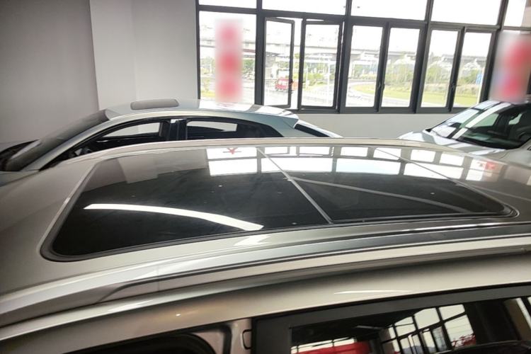 Used AION Y 2023 Younger Star Edition Roof
