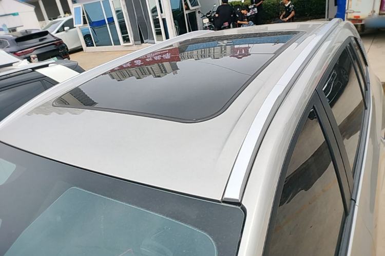 Used AION Y 2023 Plus 610 Smart Edition Ternary Lithium Roof
