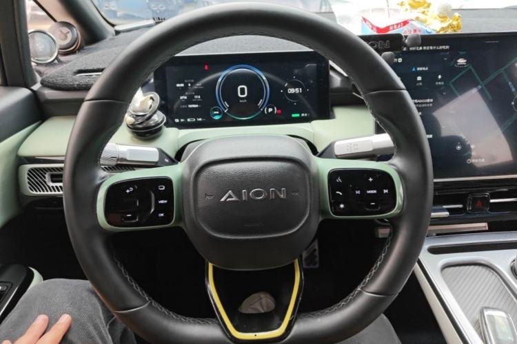 Used AION Y 2023 Plus 610 Enjoyment Edition Ternary Lithium Steering Wheel