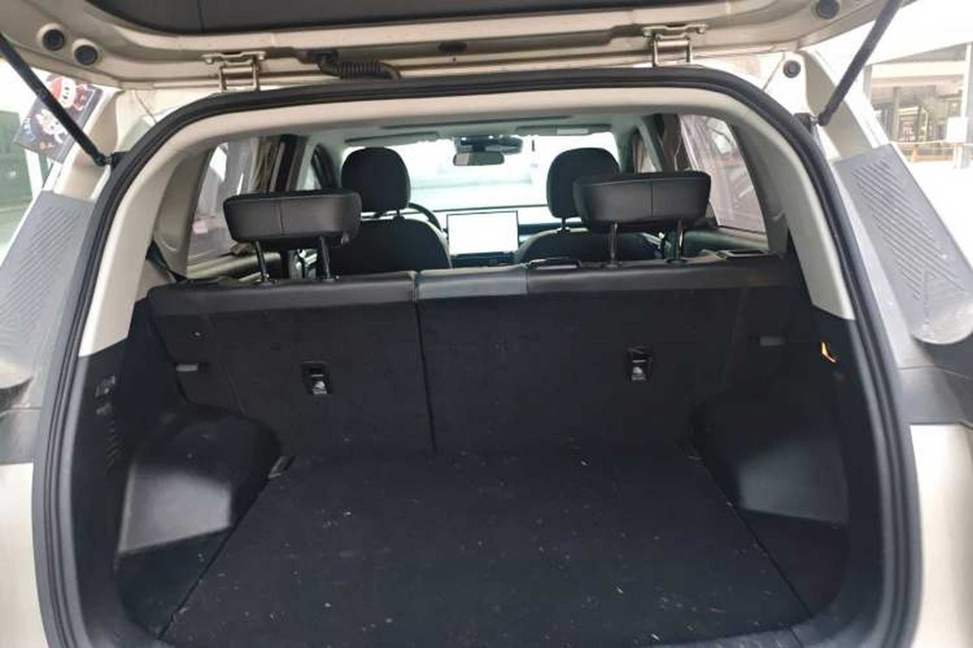 Used AION Y 2023 Plus 510 Smart Edition Trunk