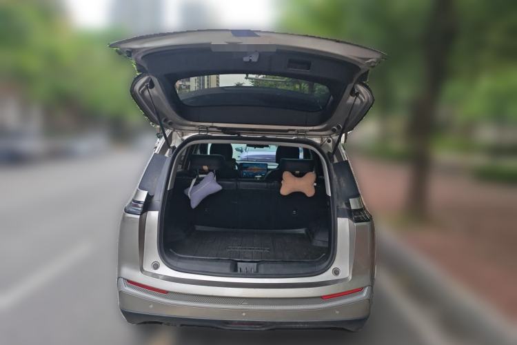 Used AION Y 2023 Plus 510 Enjoy Edition Trunk