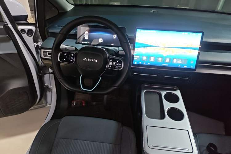 Used AION Y 2023 Plus 510 Enjoy Edition Audio And AC Panel