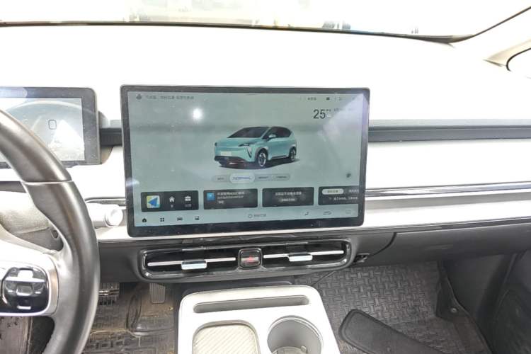 Used AION Y 2023 Younger Audio And AC Panel