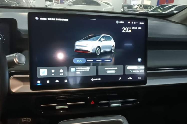 Used AION Y 2023 Younger Audio And AC Panel