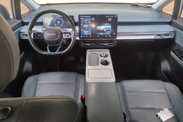Used AION Y 2023 Plus 510 Smart Edition Center Console