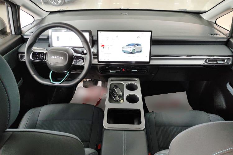 Used AION Y 2023 Plus 510 Enjoy Edition Center Console