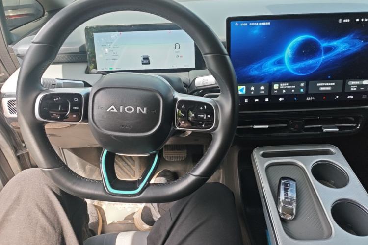 Used AION Y 2023 Plus 510 Enjoy Edition Center Console