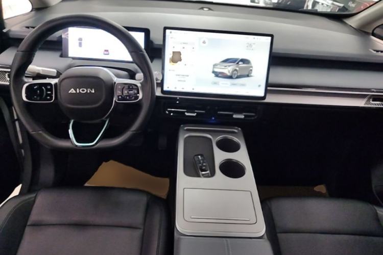 Used AION Y 2023 Plus 510 Enjoy Edition Center Console