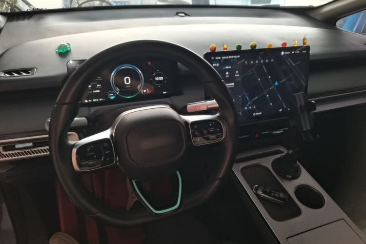Used AION Y 2023 Plus 510 Enjoy Edition Center Console