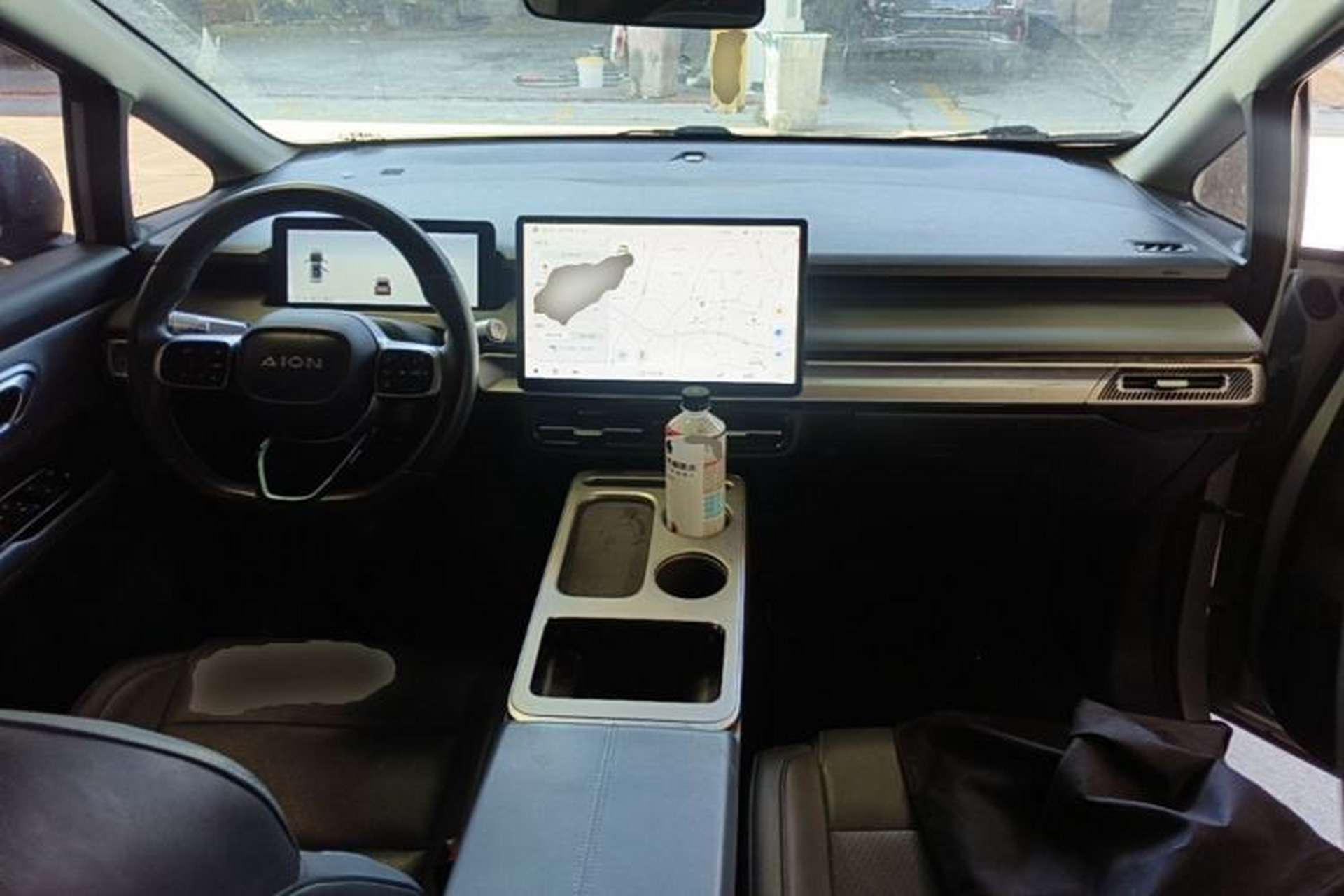 Used AION Y 2023 Plus 510 Smart Edition Center Console