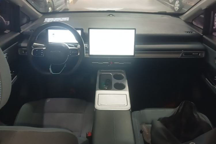 Used AION Y 2023 Plus 510 Enjoy Edition Center Console