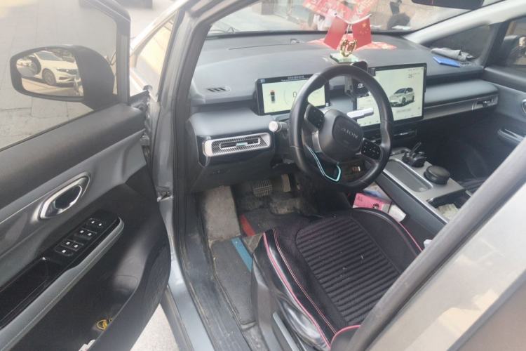 Used AION Y 2023 Plus 510 Enjoy Edition Driver Seat