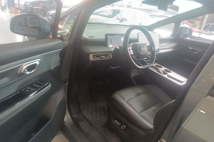 Used AION Y 2023 Younger Star Edition Driver Seat