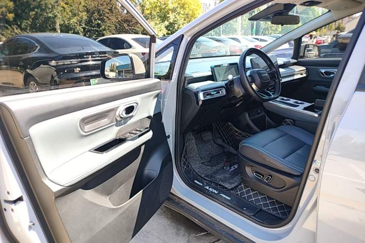 Used AION Y 2023 Plus 510 Smart Edition Driver Seat