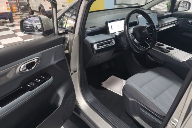 Used AION Y 2023 Younger Driver Seat