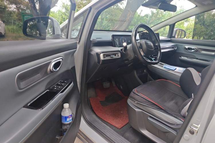 Used AION Y 2023 Younger Driver Seat