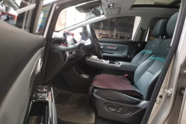 Used AION Y 2023 Plus 510 Smart Edition Driver Seat