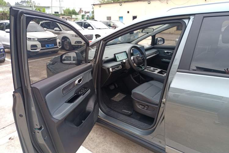Used AION Y 2023 Younger Star Edition Driver Seat