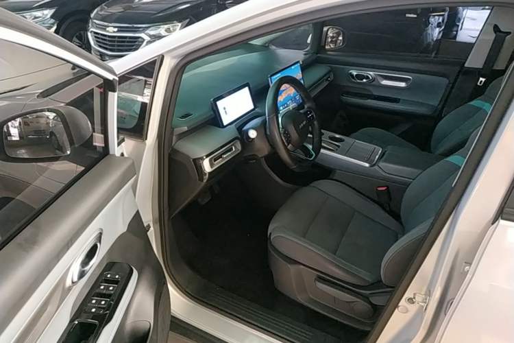 Used AION Y 2023 Younger Driver Seat
