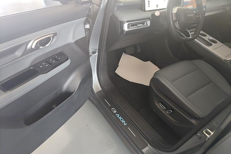 Used AION Y 2023 Younger Star Edition Driver Seat