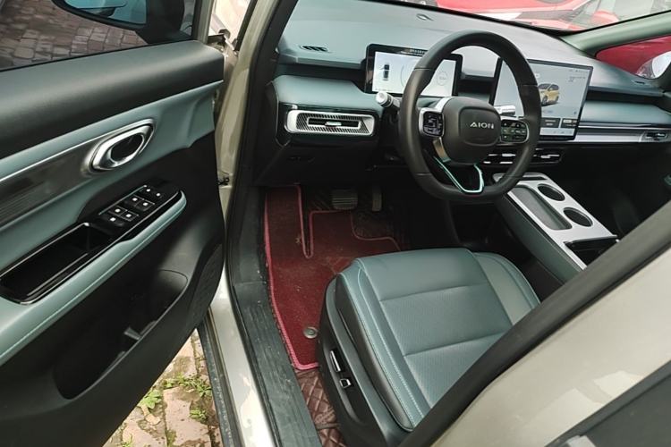 Used AION Y 2023 Plus 510 Smart Edition Driver Seat