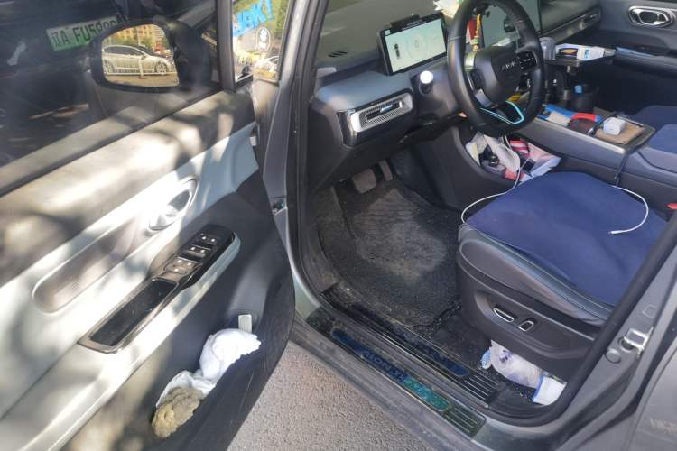 Used AION Y 2023 Younger Star Edition Driver Seat