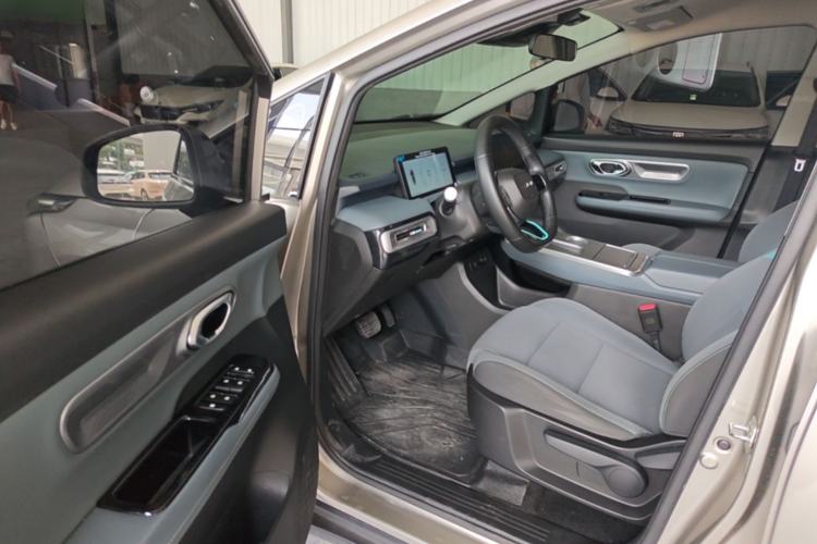 Used AION Y 2023 Younger Driver Seat