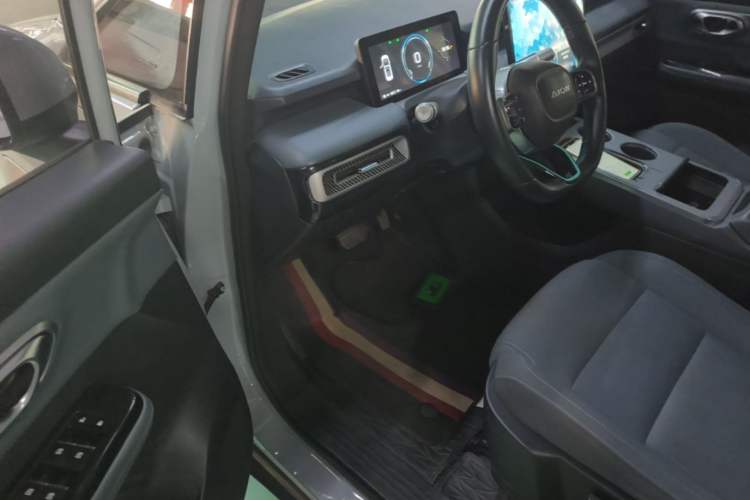 Used AION Y 2023 Younger Driver Seat