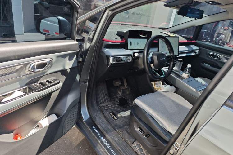 Used AION Y 2023 Plus 510 Smart Edition Driver Seat