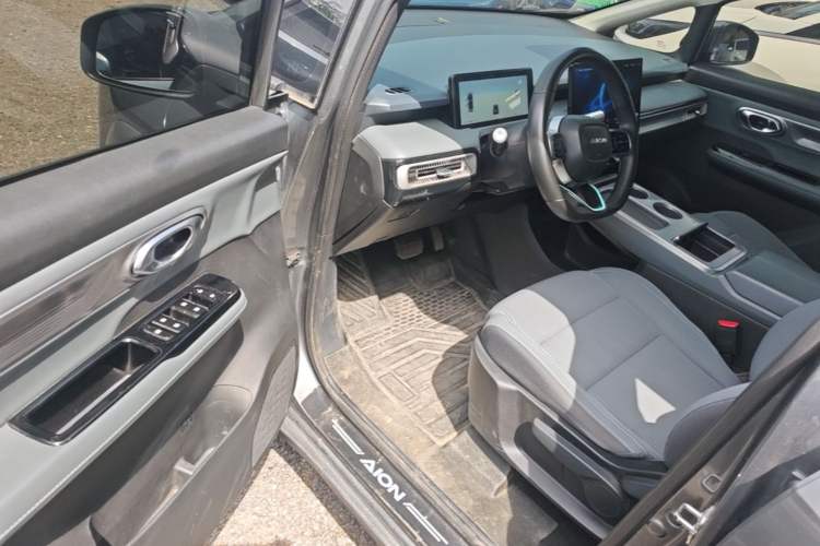 Used AION Y 2023 Plus 510 Enjoy Edition Driver Seat