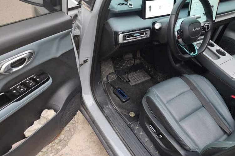 Used AION Y 2023 Younger Star Edition Driver Seat