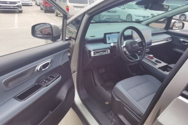 Used AION Y 2023 Plus 610 Enjoy Edition Driver Seat