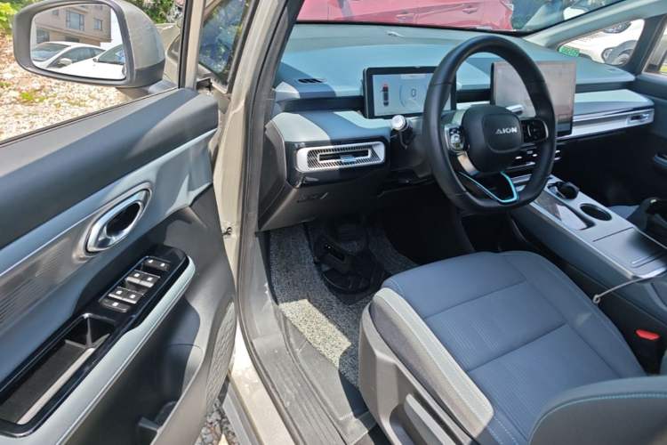 Used AION Y 2023 Plus 510 Enjoy Edition Driver Seat