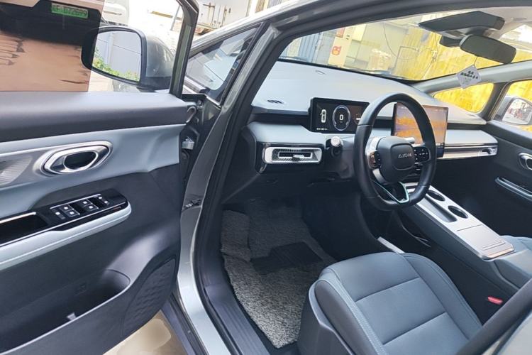 Used AION Y 2023 Plus 510 Enjoy Edition Driver Seat