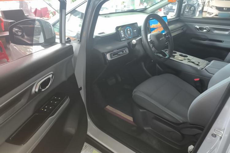 Used AION Y 2023 Plus 510 Enjoy Edition Driver Seat