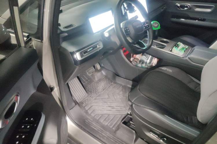 Used AION Y 2023 Younger Star Edition Driver Seat