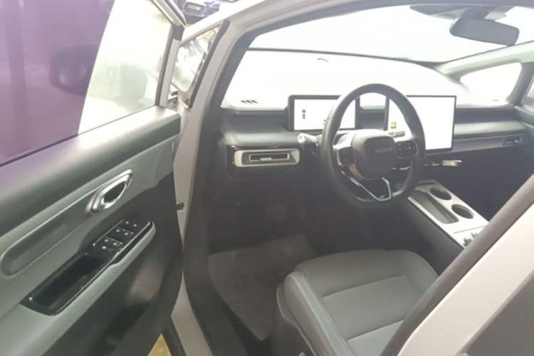 Used AION Y 2023 Plus 510 Enjoy Edition Driver Seat
