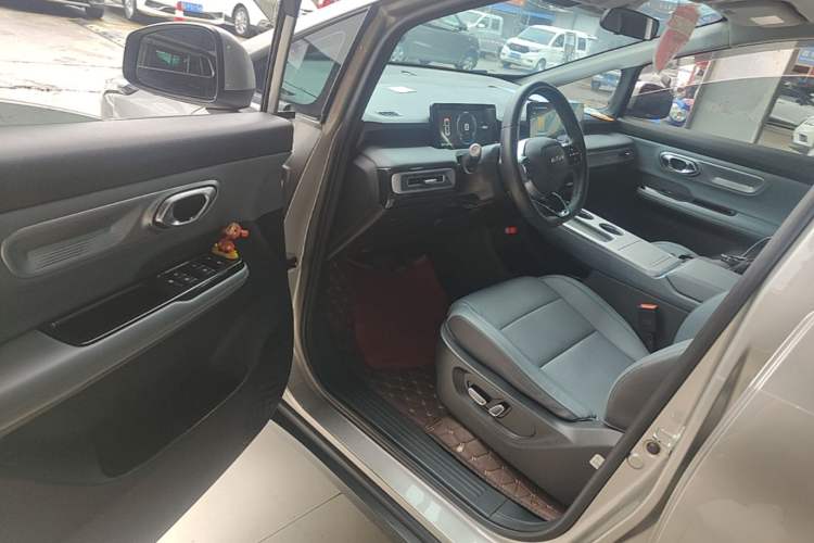 Used AION Y 2023 Plus 510 Smart Edition Driver Seat