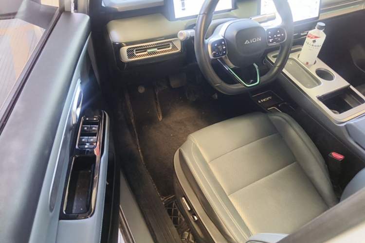 Used AION Y 2023 Plus 510 Smart Edition Driver Seat